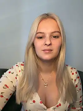 Allylove03 online show from March 8, 2026, 8:17 am