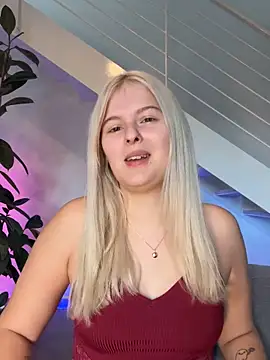 Allylove03 online show from December 1, 2025, 7:42 am