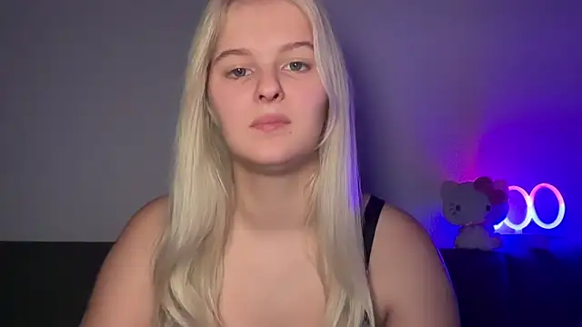 Allylove03 online show from January 7, 2026, 9:53 pm