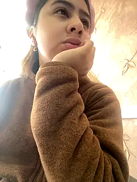 Snapshot of Miabonnett_ chatting on September 22, 2025, 12:00 pm Miabonnett online show from September 22, 2025, 12:00 pm