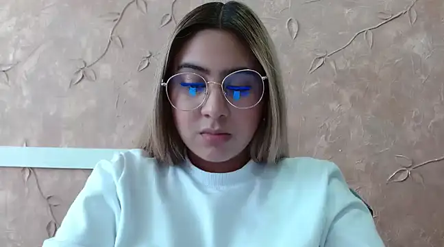 Snapshot of Miabonnett_ chatting on February 25, 2025, 3:09 pm Miabonnett online show from February 25, 2025, 3:09 pm