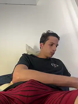 CamiloXx04 online show from January 19, 2025, 9:23 pm