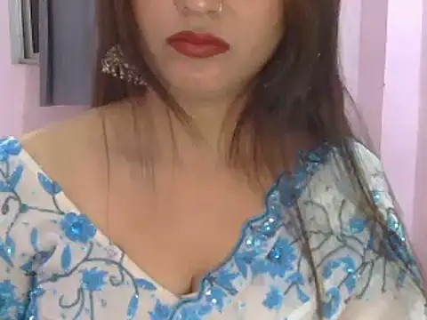 Snapshot of Model-Tanya chatting on February 7, 2025, 2:47 pm Model-Tanya online show from February 7, 2025, 2:47 pm