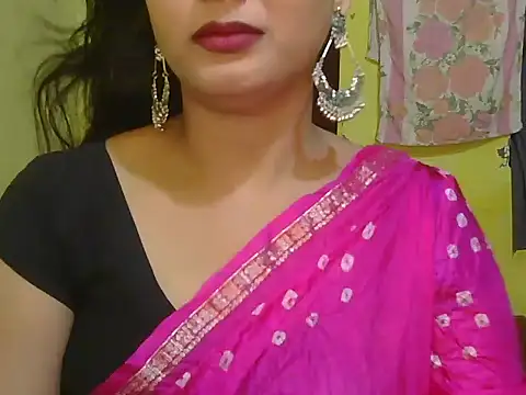 Snapshot of Model-Tanya chatting on February 18, 2025, 3:20 pm Model-Tanya online show from February 18, 2025, 3:20 pm