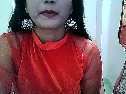 Snapshot of Model-Tanya chatting on January 31, 2025, 7:29 am Model-Tanya online show from January 31, 2025, 7:29 am