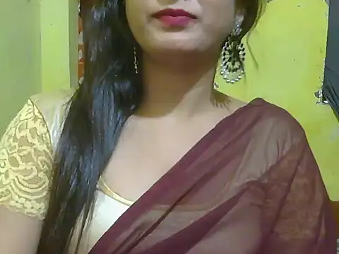 Snapshot of Model-Tanya chatting on February 12, 2025, 10:35 am Model-Tanya online show from February 12, 2025, 10:35 am