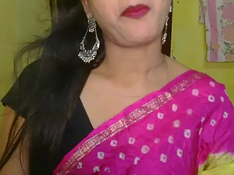 Snapshot of Model-Tanya chatting on February 18, 2025, 6:26 pm Model-Tanya online show from February 18, 2025, 6:26 pm