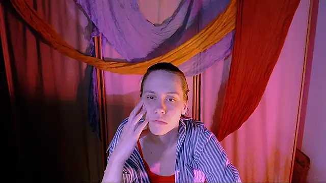 Malinax online show from November 24, 2025, 10:32 pm