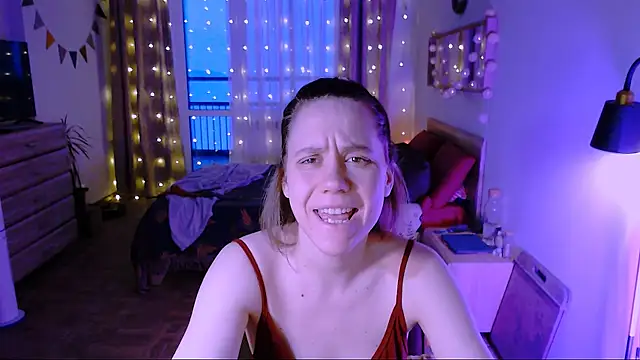 Malinax online show from February 12, 2026, 5:29 am