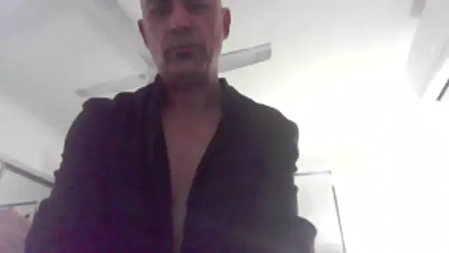 Snapshot of TANTRIC_SLAY chatting on June 13, 2026, 3:37 am TANTRIC SLAY online show from June 13, 2026, 3:37 am