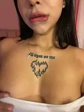 Snapshot of eva_elifee chatting on February 6, 2026, 2:29 am eva elifee online show from February 6, 2026, 2:29 am