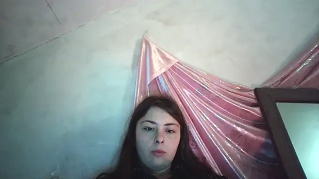 MAMA69LAMA online show from June 28, 2026, 9:43 pm
