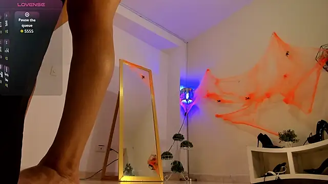 amelyaDreams online show from October 23, 2025, 7:23 pm