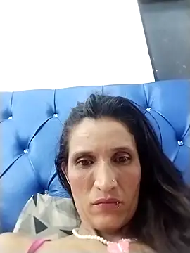 Snapshot of Nathasha_LatinHot chatting on November 3, 2025, 5:23 am Nathasha LatinHot online show from November 3, 2025, 5:23 am