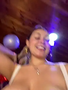 emma oxford online show from February 17, 2025, 8:49 pm