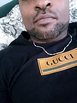 Snapshot of Beto0815 chatting on February 10, 2026, 4:39 pm Beto0815 online show from February 10, 2026, 4:39 pm