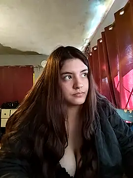 Snapshot of Carandrew chatting on February 6, 2026, 4:14 pm Carandrew online show from February 6, 2026, 4:14 pm