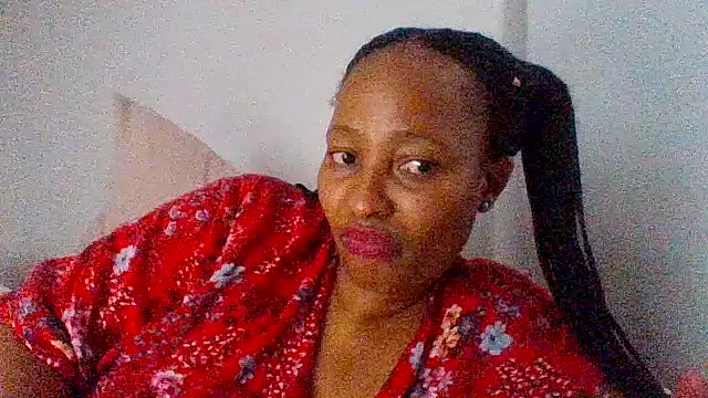 BabeAssXX online show from November 27, 2025, 2:06 pm