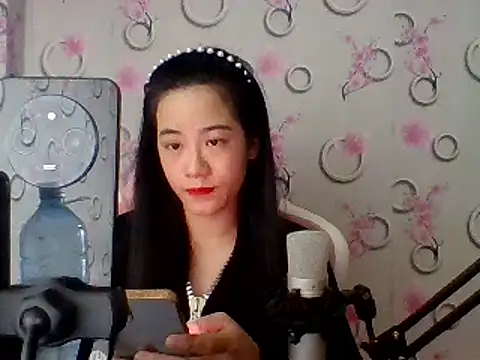 Nana-68 online show from March 21, 2025, 4:49 am