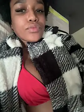 Black Dolll online show from March 15, 2025, 3:16 pm