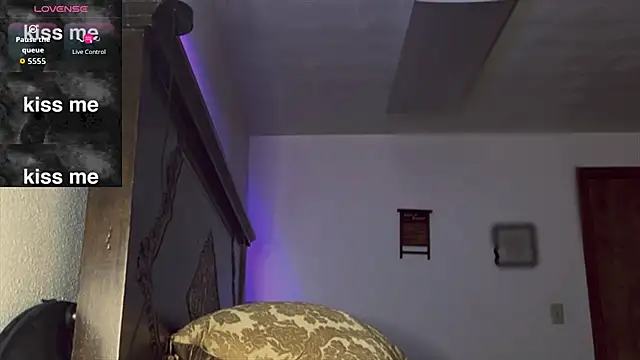 MonroeLoves online show from February 20, 2026, 9:33 am