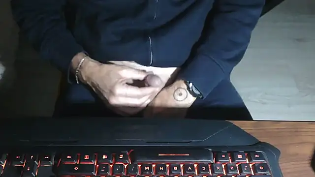 Adri gard online show from October 23, 2025, 8:40 pm