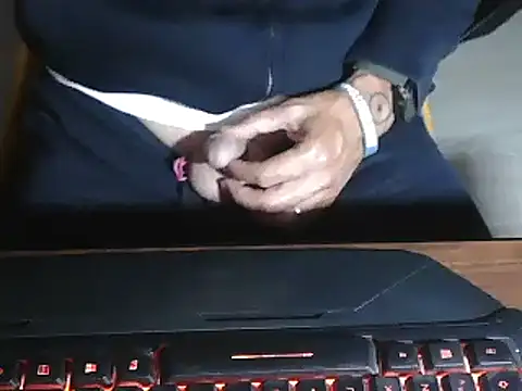 Adri gard online show from October 1, 2025, 8:57 pm