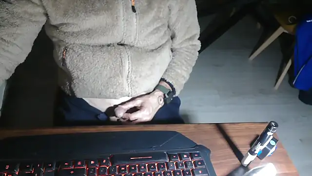 Adri gard online show from February 19, 2026, 9:34 pm