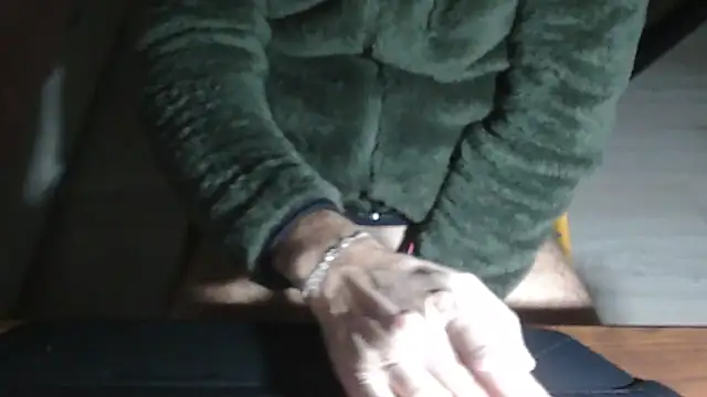 Adri gard online show from January 6, 2026, 10:14 pm