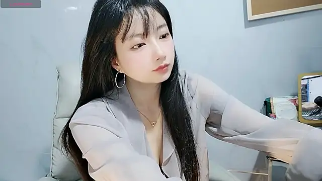 Snapshot of Nery_Asian chatting on October 1, 2025, 5:12 am Nery Asian online show from October 1, 2025, 5:12 am