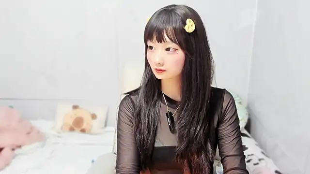 Snapshot of Nery_Asian chatting on September 13, 2025, 4:01 am Nery Asian online show from September 13, 2025, 4:01 am