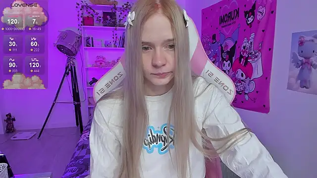 Milia Parker online show from March 22, 2025, 12:28 am