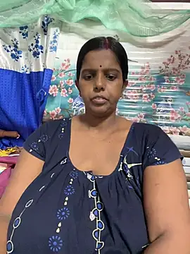 Beauty-queen online show from July 11, 2026, 11:43 am