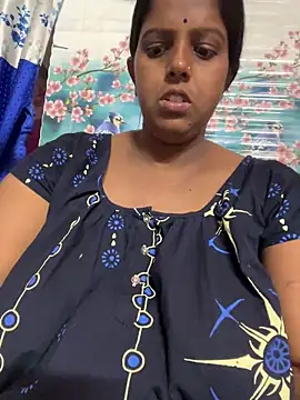 Beauty-queen online show from April 12, 2026, 11:02 am