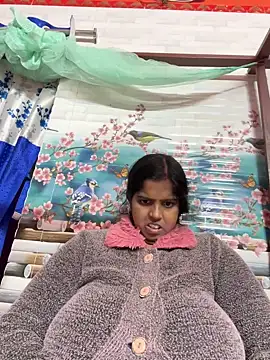 Beauty-queen online show from December 16, 2025, 10:52 am