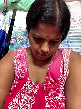 Beauty-queen online show from October 13, 2025, 12:40 pm