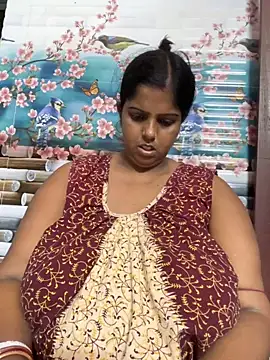 Beauty-queen online show from October 16, 2025, 10:23 am