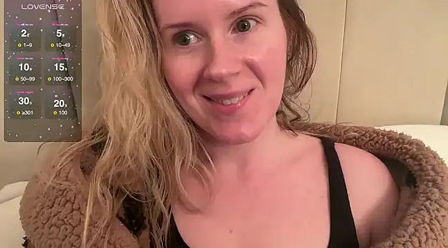 Snapshot of redheadrosie69 chatting on March 9, 2025, 6:32 pm redheadrosie69 online show from March 9, 2025, 6:32 pm