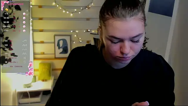 Josephine Kiss online show from February 27, 2026, 7:52 am