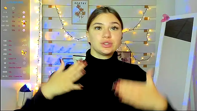 Josephine Kiss online show from October 15, 2025, 1:19 pm