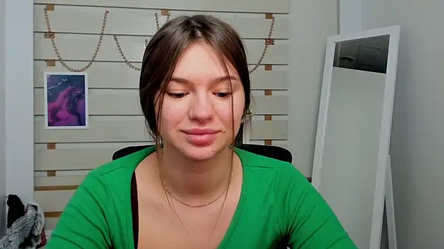 Snapshot of Josephine_Kiss chatting on February 10, 2025, 1:33 pm Josephine Kiss online show from February 10, 2025, 1:33 pm