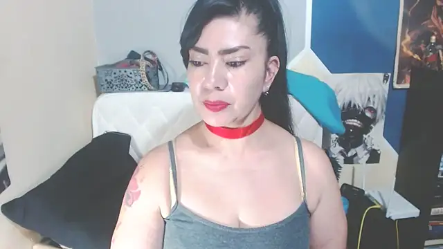 Snapshot of luisahott chatting on September 23, 2025, 7:32 pm luisahott online show from September 23, 2025, 7:32 pm