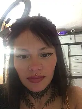 Tifanny Sweett online show from April 29, 2026, 2:16 am