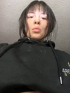 Tifanny Sweett online show from October 3, 2025, 2:59 am