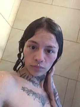 Tifanny Sweett online show from September 16, 2025, 4:24 am