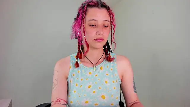 valent 27 online show from November 11, 2025, 3:01 am