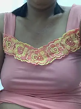 Snapshot of Lanyingxin18 chatting on July 5, 2026, 6:04 pm Lanyingxin18 online show from July 5, 2026, 6:04 pm