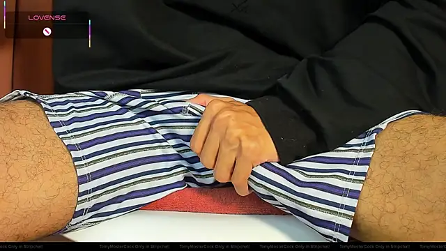 Snapshot of TomyMosterCock chatting on November 27, 2025, 7:47 pm TomyMosterCock online show from November 27, 2025, 7:47 pm