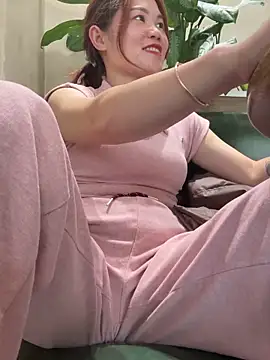 Emily 9xx online show from March 20, 2025, 4:29 am