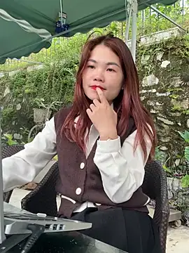 Emily 9xx online show from December 13, 2024, 7:25 am